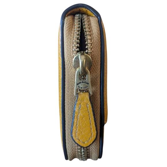 Coach Buttercup Accordion Phone Wallet Polished Pebble Leather Zip Up CC489 New - Picture 6 of 16